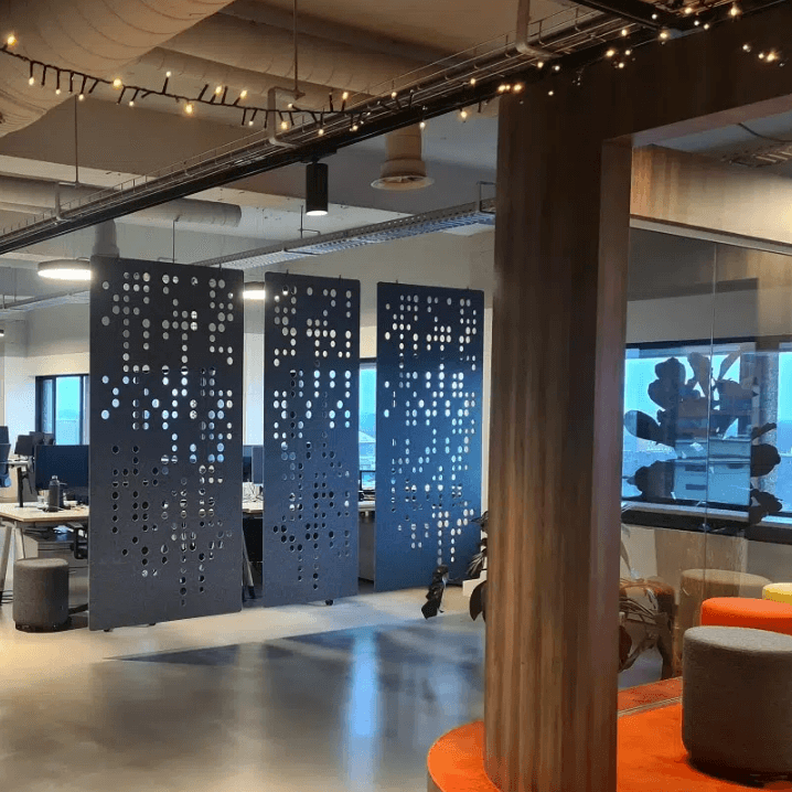 Acoustic room dividers in openplan offices EASYfelt