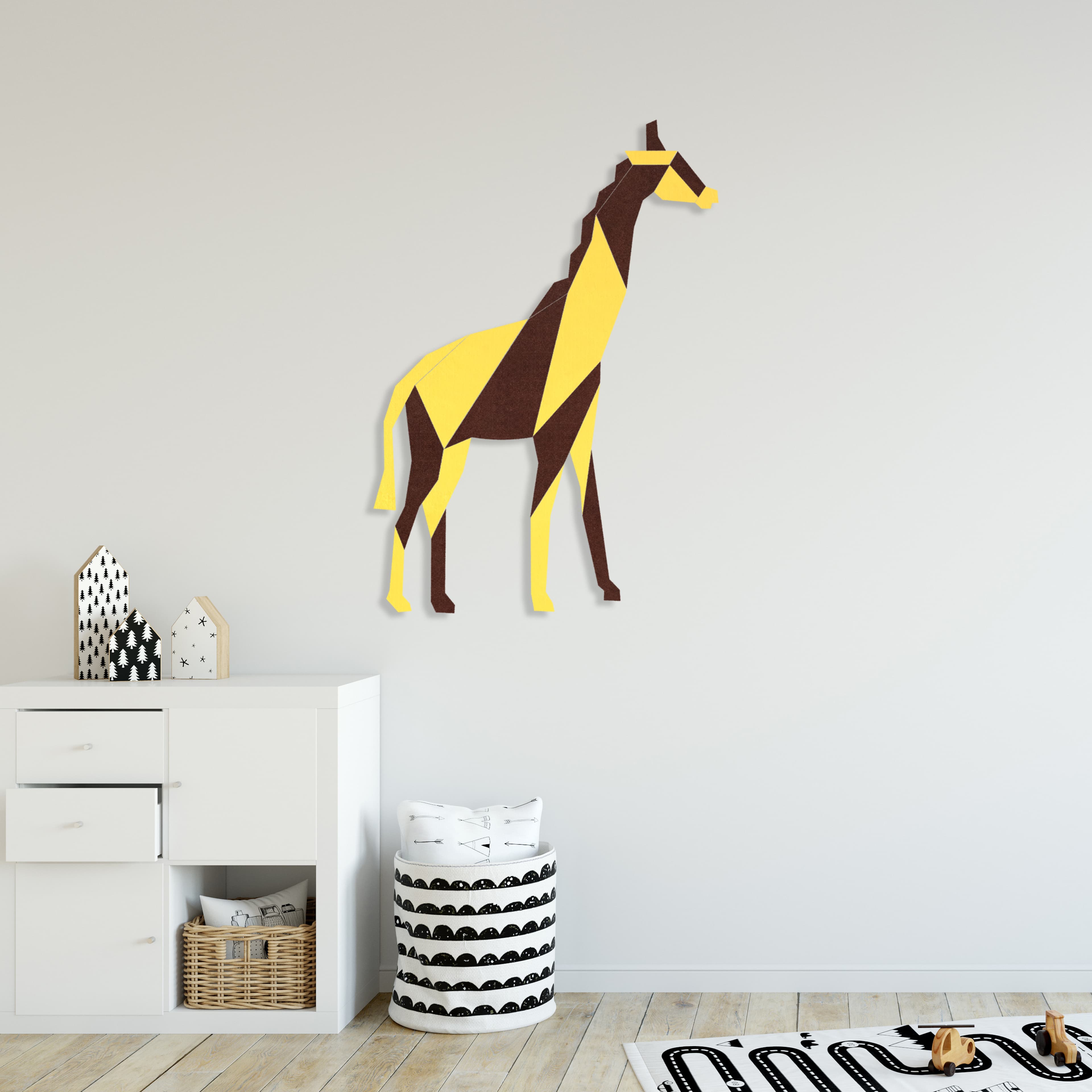 Room Kids Place Giraffe | Geel-donkerbruin| Kinderkamer | Geluidsabsorberend PET-vilt wandbekleding